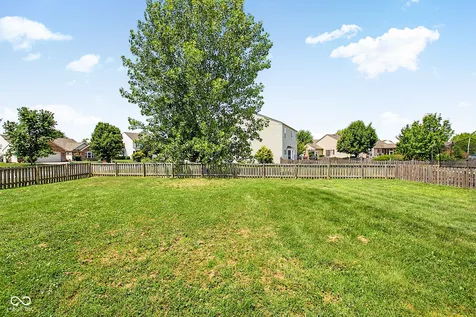2410 Mcgregor Drive Avon IN 46123