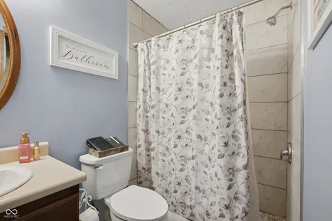 3127 N White River Parkway East Drive Indianapolis IN 46208