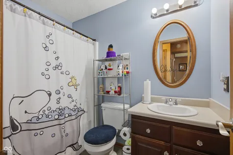 3127 N White River Parkway East Drive Indianapolis IN 46208