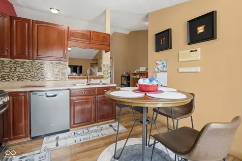 3127 N White River Parkway East Drive Indianapolis IN 46208