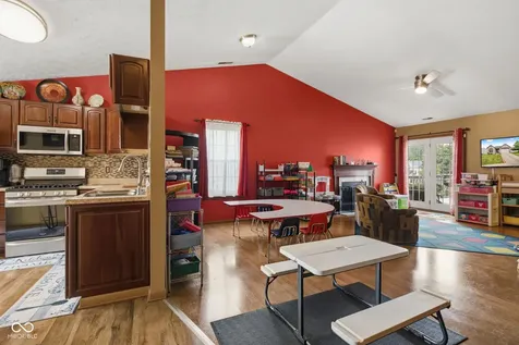 3127 N White River Parkway East Drive Indianapolis IN 46208