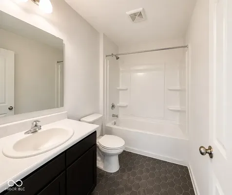 1669 N Clearwater Drive Greenfield IN 46140