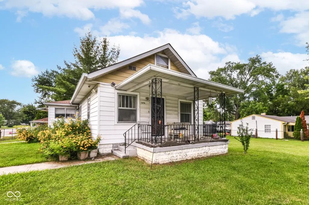 2656 Westbrook Avenue Indianapolis IN 46241