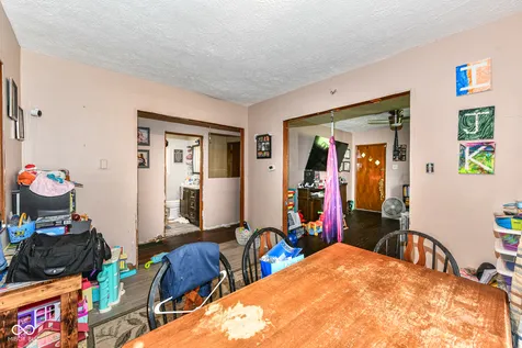 2656 Westbrook Avenue Indianapolis IN 46241