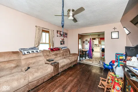 2656 Westbrook Avenue Indianapolis IN 46241
