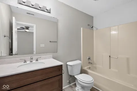 1465 Quinlan Court Indianapolis IN 46217