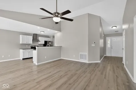 1465 Quinlan Court Indianapolis IN 46217