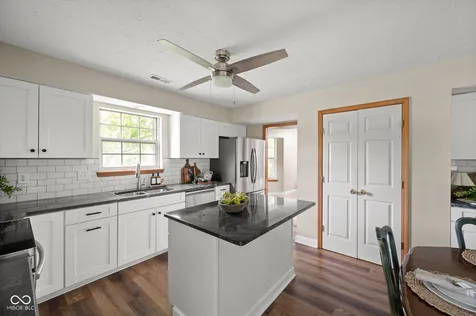 1455 Sweet Gum Drive Brownsburg IN 46112