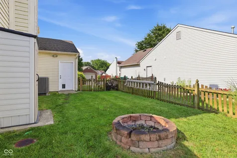 1892 Windsor Lane Danville IN 46122