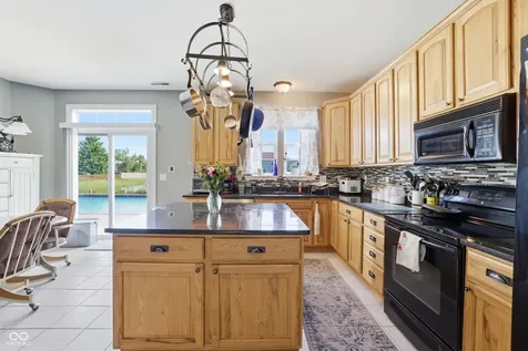 1892 Windsor Lane Danville IN 46122