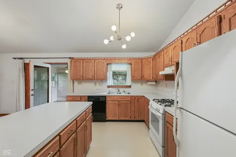 4534 Hackberry Drive Columbus IN 47201