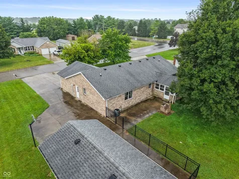 4534 Hackberry Drive Columbus IN 47201