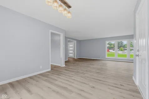 1208 Elizabeth Lane Terre Haute IN 47802