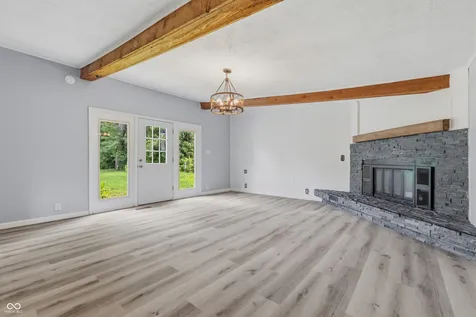1208 Elizabeth Lane Terre Haute IN 47802