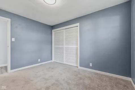 1208 Elizabeth Lane Terre Haute IN 47802