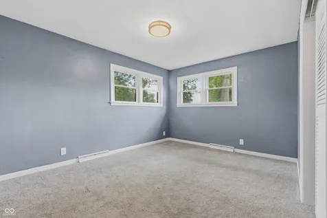 1208 Elizabeth Lane Terre Haute IN 47802