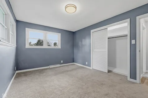 1208 Elizabeth Lane Terre Haute IN 47802