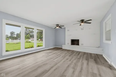 1208 Elizabeth Lane Terre Haute IN 47802