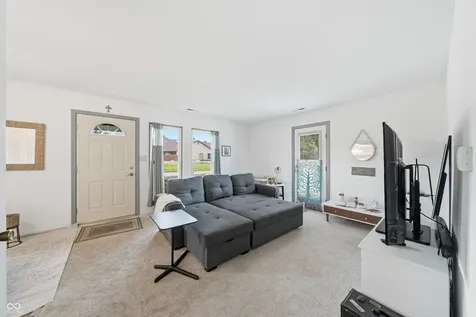 5038 Woodmark Drive Fort Wayne IN 46815