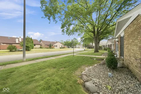 5038 Woodmark Drive Fort Wayne IN 46815