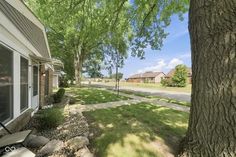 5038 Woodmark Drive Fort Wayne IN 46815