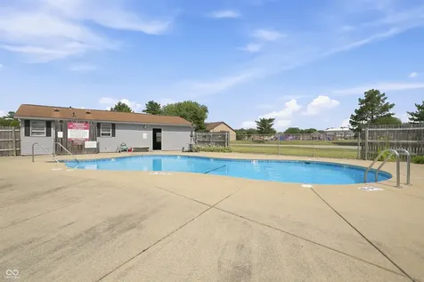 5038 Woodmark Drive Fort Wayne IN 46815