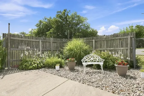 5038 Woodmark Drive Fort Wayne IN 46815