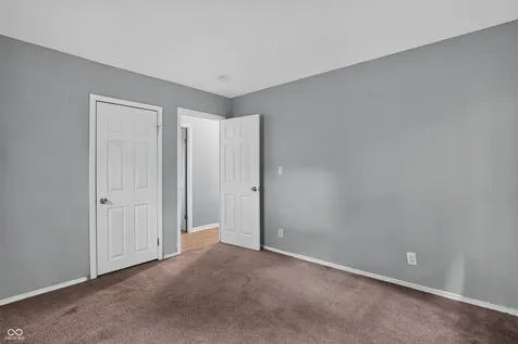 4221 N Sheridan Avenue Indianapolis IN 46226