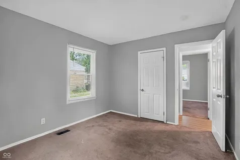 4221 N Sheridan Avenue Indianapolis IN 46226