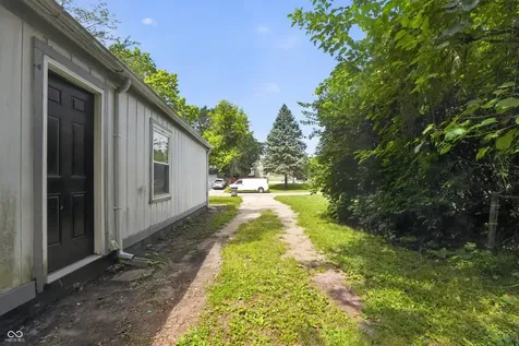 4221 N Sheridan Avenue Indianapolis IN 46226
