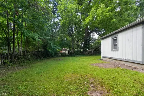 4221 N Sheridan Avenue Indianapolis IN 46226