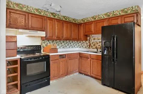 9850 Ellis Drive Indianapolis IN 46235