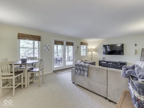 6250 Grosbeak Court Nineveh IN 46164