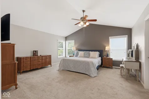 5729 Fairbourne Court Carmel IN 46033
