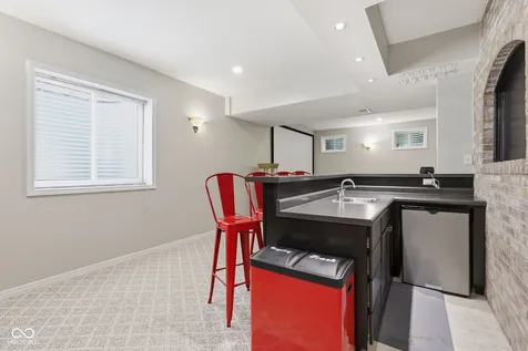 5729 Fairbourne Court Carmel IN 46033
