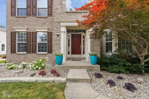 5729 Fairbourne Court Carmel IN 46033