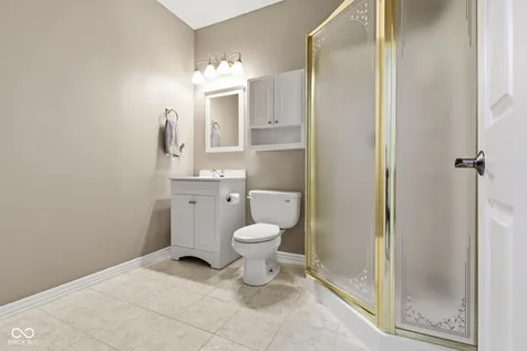 5729 Fairbourne Court Carmel IN 46033