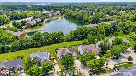 5729 Fairbourne Court Carmel IN 46033