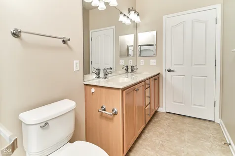 16041 Marsala Drive Fishers IN 46037