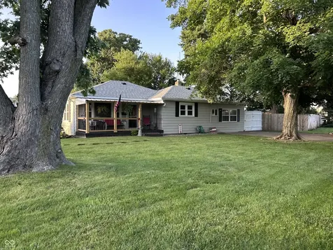 906 Harlan Street Plainfield IN 46168