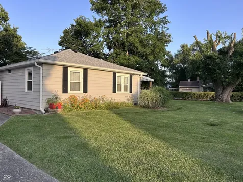 906 Harlan Street Plainfield IN 46168