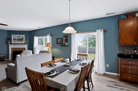 5217 Montavia Lane Indianapolis IN 46239