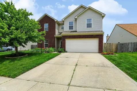 5217 Montavia Lane Indianapolis IN 46239