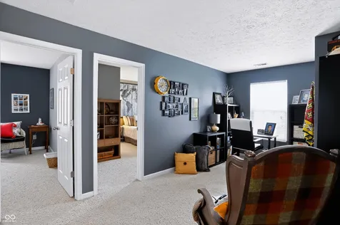 5217 Montavia Lane Indianapolis IN 46239