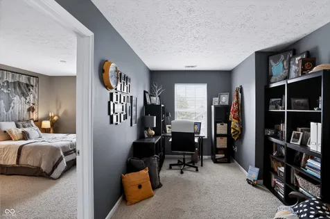 5217 Montavia Lane Indianapolis IN 46239