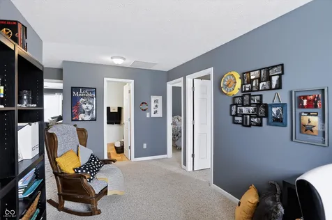 5217 Montavia Lane Indianapolis IN 46239