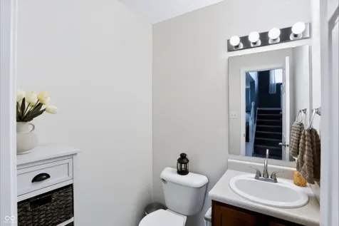 5217 Montavia Lane Indianapolis IN 46239