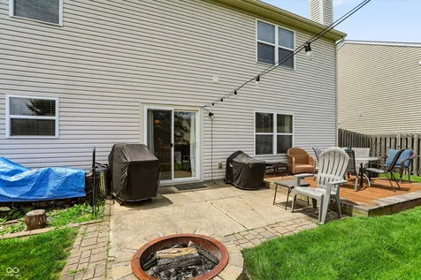 5217 Montavia Lane Indianapolis IN 46239
