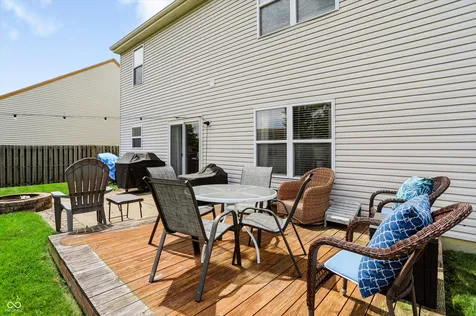 5217 Montavia Lane Indianapolis IN 46239