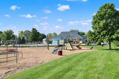 5217 Montavia Lane Indianapolis IN 46239